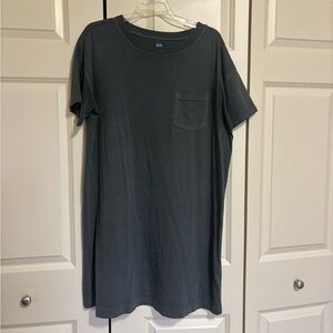 Old Navy Charcoal Crewneck dress.